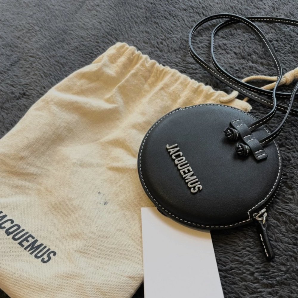 Authentic JACQUEMUS Black 'Le Pitchou' Coin Pouch